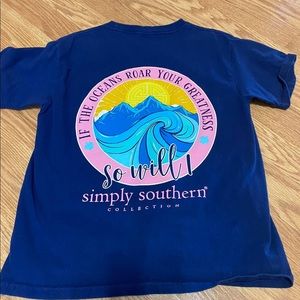 Simply Southern t-shirt size youth small